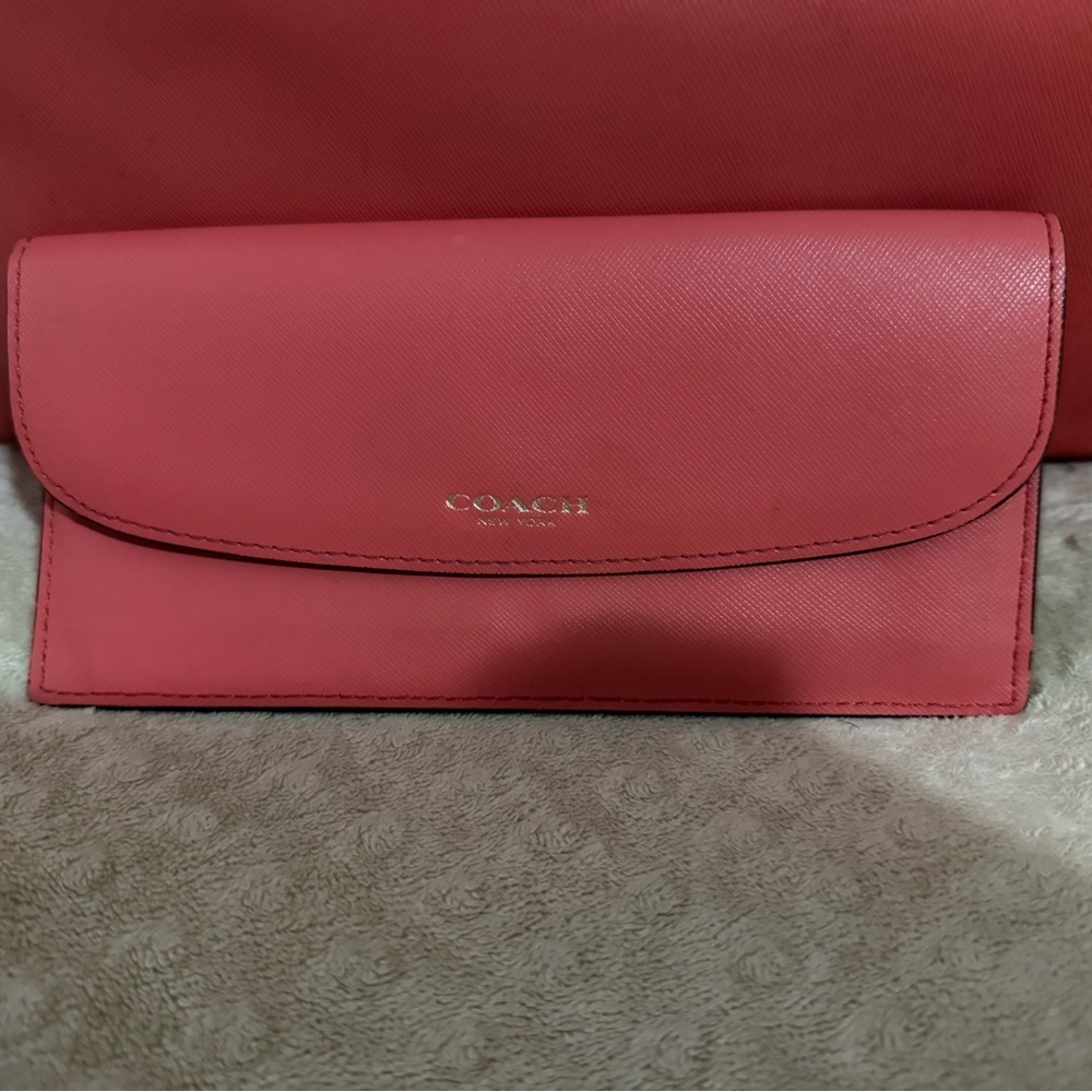 Coach Coral Tote and Wallet Set - Picture 3 of 10